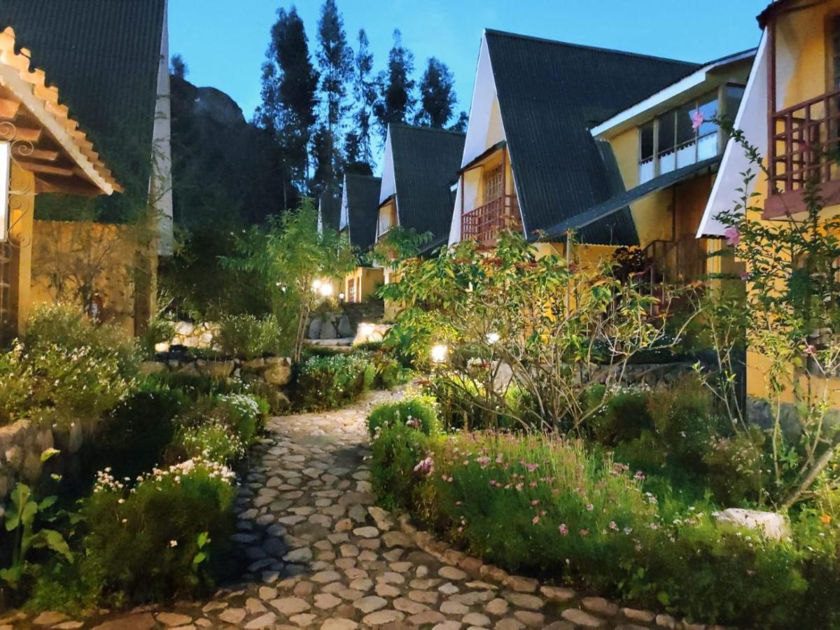 Amaru Valle Hotel Урубамба Екстер'єр фото