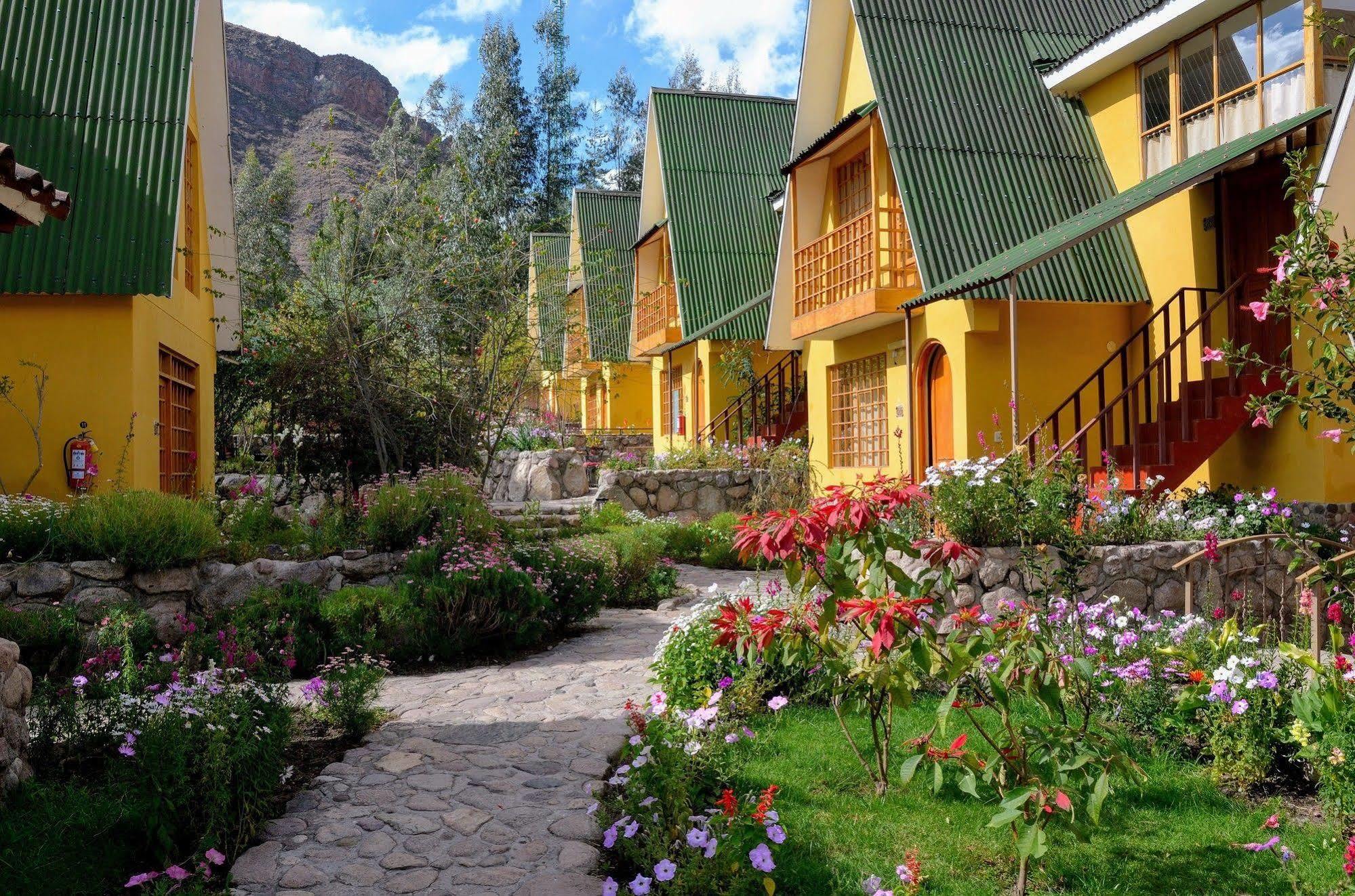 Amaru Valle Hotel Урубамба Екстер'єр фото
